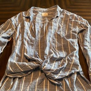 Oversized Striped Long sleeve shirt with front tie